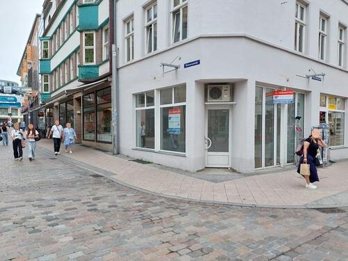 Foto - 1 A Lage! Ladenfläche in der Fußgängerzone von 19053 Schwerin - Mecklenburgstraße Helenenstraße