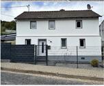 Foto - Helles Einfamilienhaus mit Scheune und Garten zu verkaufen