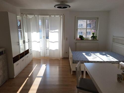 Foto - helle 1 Zimmerwohnung - 300,00 EUR Kaltmiete,