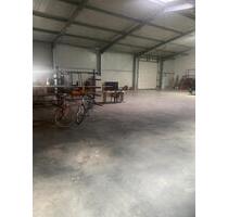 Halle zu vermieten in Edenkoben ( Industriegebiet ).mit Büro