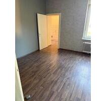 2 Zimmer Wohnung zu vermieten - 820,00&nbsp;EUR Kaltmiete, ca.&nbsp; 59,00&nbsp;m&sup2; in Solingen (PLZ: 42719) Wald