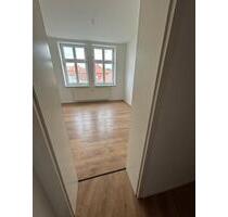 Schöne 2 Zimmer Dachgeschosswohnung am Marktplatz - Neustrelitz