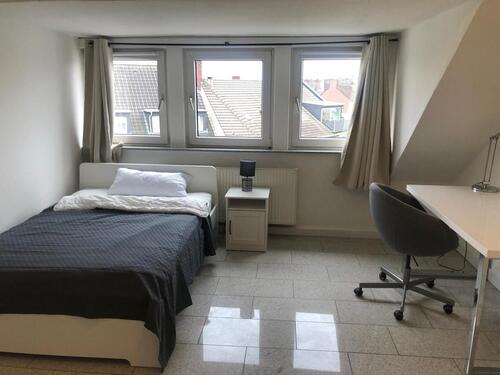 Foto - 4 Zimmer Etagenwohnung zur Miete in Düsseldorf