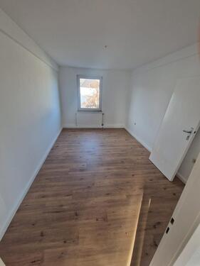 Foto - Helle, renovierte 3 Zimmer Wohnung, 74 qm zentral in Krefeld