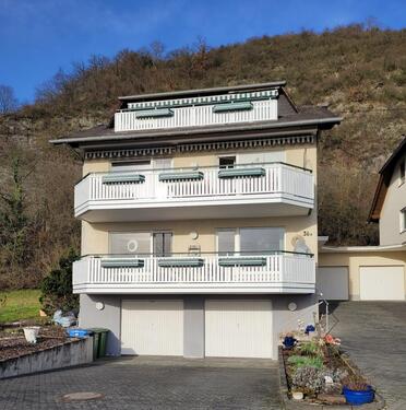 Foto - Helle, sonnige 3-Zimmer-Dachgeschosswohnung mit Rheinblick