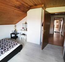 1-3 Zimmer WG für ReferendarInnen in Hohenlinden, Lkr EBE, ED 1-3 Zimmer WG für ReferendarInnen in Hohenlinden, Lkr EBE, ED