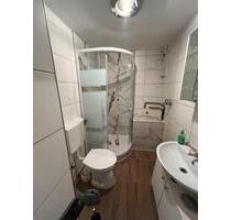 WG ZIMMER ZU VERMIETEN - 580,00 EUR Kaltmiete, in Stuttgart (PLZ: 70437) Mühlhausen