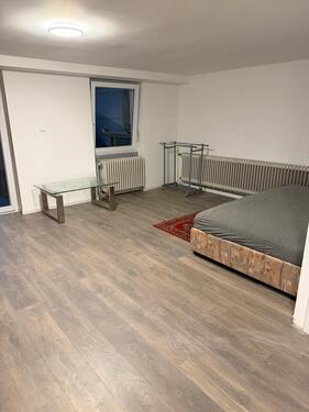 Foto - Möblierte 1 Zimmer Wohnung zu Vermieten.
