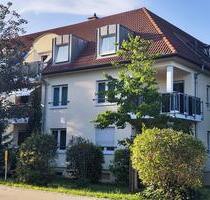 Attraktive 2-Raum-Dachgeschosswohnung Dachterrasse & Stellplatz - Dresden Leuben