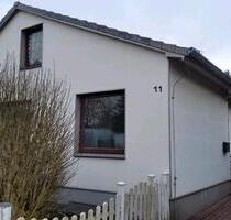 Charmantes Einfamilienhaus mit Wohlfühlatmosphäre zu vermieten - Loxstedt