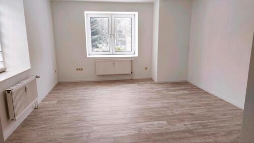 Foto - 3 Zimmer Erdgeschoßwohnung zur Miete in Neuberend