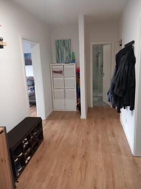 Foto - Helle 3-Zimmerwohnung mit Südbalkon und Stellplatz