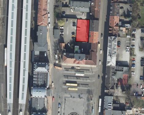 Foto - Parkplatz PKW Stellplatz Bahnhof Altstadt Schwerin Top-Lage