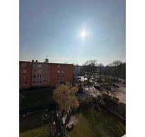 Helle 3,5 Zimmer-Wohlfühloase mit Süd-Loggia Wolfsburg-Detmerode