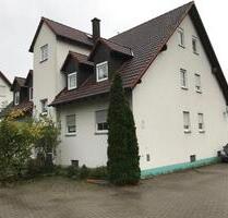 3 Zimmer Wohnung, Souterrain neu teilrenoviert, große Terrasse - Leinburg