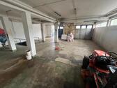Foto - Vermietung: Lager mit Keller und Toilette ca. 250m2