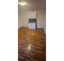 1 zimmer wohnung - 550,00&nbsp;EUR Kaltmiete, ca.&nbsp; 20,00&nbsp;m&sup2; in Esslingen am Neckar (PLZ: 73732) Hegensberg