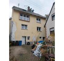 EFH in Rieschweiler-Mühlbach - 135.000,00&nbsp;EUR Kaufpreis, ca.&nbsp; 240,00&nbsp;m&sup2; in Rieschweiler-Mühlbach (PLZ: 66509)