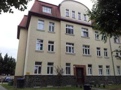 Foto - Vermiete kleine 3-Raum Erdgeschosswohnung mit Balkon