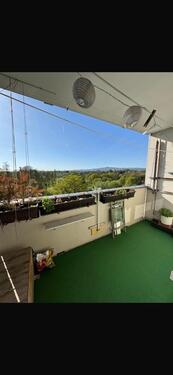 Foto - Helle 4 Zimmer Wohnung im 7.OG in Frankfurt Hausen