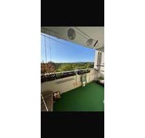 Helle 4 Zimmer Wohnung im 7.OG in Frankfurt Hausen - Frankfurt am Main Mitte-West