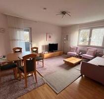 Schöne 2 Zimmerwohnung mit Balkon und Einbauküche in Giebelhaus - Stuttgart Stuttgart-West