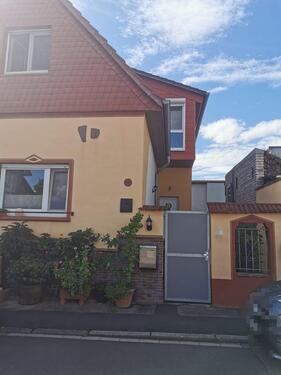 Foto - Doppelhaushälfte zu vermieten - 1.200,00 EUR Kaltmiete,