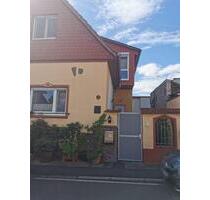 Doppelhaushälfte zu vermieten - 1.200,00 EUR Kaltmiete, in Altlußheim (PLZ: 68804)