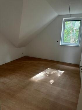 Foto - 2-Zimmer-Wohnung im 2. OG mit Fußbodenheizung! Erstbezug!!