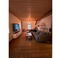 4 Zimmer Wohnung - 860,00&nbsp;EUR Kaltmiete, ca.&nbsp; 145,00&nbsp;m&sup2; in Treuchtlingen (PLZ: 91757)