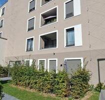 Modernes Wohnen: Neuwertige 2-Zimmer mit EBK, Balkon & TG im Heiligkreuzviertel - Mainz Laubenheim