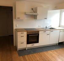 Renovierte Wohnung in ruhiger Stadtlage mit Garten+Einbauküche - Kaiserslautern