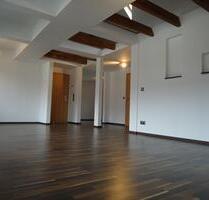 Moderne Dachgeschoss Wohnung - 516,00&nbsp;EUR Kaltmiete, ca.&nbsp; 65,00&nbsp;m&sup2; in Duisburg (PLZ: 47059) Duisburg-Mitte