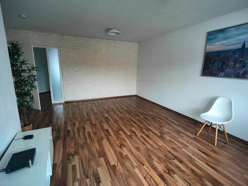 Foto - Frisch gestrichene 3 Zimmer Wohnung in Renningen