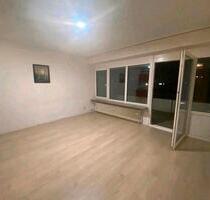 1 Zimmer Wohnung - 650,00&nbsp;EUR Kaltmiete, ca.&nbsp; 28,00&nbsp;m&sup2; in Gärtringen (PLZ: 71116)