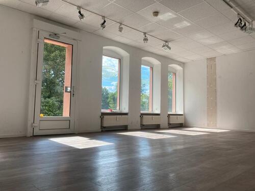 Foto - Kleiner Laden oder Büro nahe Stadtzentrum