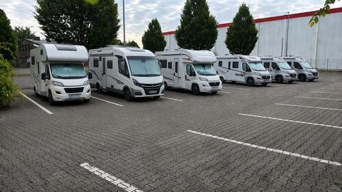 Foto - Stellplatz für ihr Wohnmobil Wohnwagen Boot