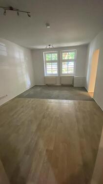 Foto - Große Gewerbeeinheit Nahe Stadtzentrum