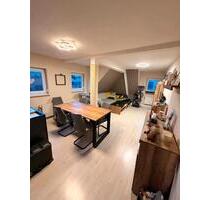 Schöne helle 2,5-Raumwohnung mit modernem Bad - Glauchau