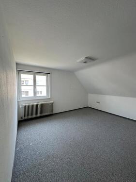Foto - 4 Zimmer Dachgeschoßwohnung zur Miete in Nürtingen