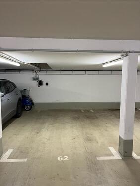 Foto - Tiefgaragenstellplatz, Vermietung, Mitte, Brunnenstr. E-Ladesäule