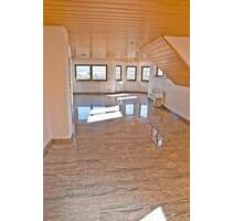 Traumhafte, großzügige 2-Zimmer Wohnung in Karlsbad-Ittersbach - Straubenhardt