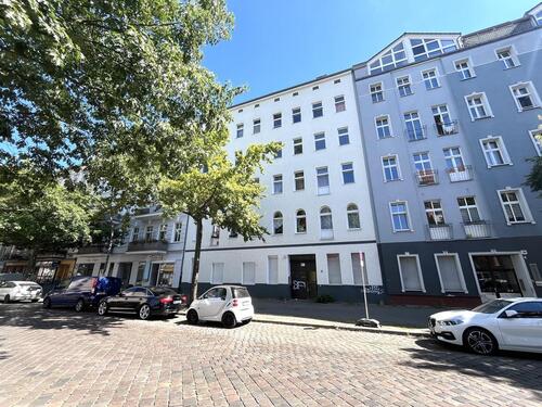 Foto - Renovierte 1-Zimmer Altbauwohnung mit Tageslicht-Badezimmer zum direkten Einzug im gefragten Wedding