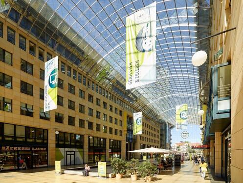 Foto - Hervorragender Business Standort - World Trade Center