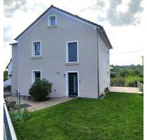 Haus gedämmt mit Keller von privat in Rottendorf für 490,000€ VB