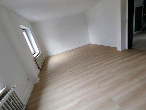 Foto - 6 Zimmer Maisonettenwohnung zur Miete in Lage
