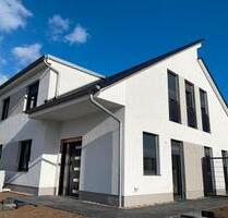 Moderne Doppelhaushälfte in Bergen - Wanzleben (Börde), 117qm - Wanzleben-Börde