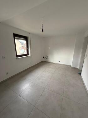 Foto - 3 Zimmer Dachgeschoßwohnung zur Miete in Bürstadt