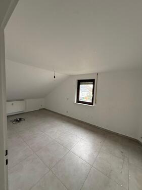 Foto - 3 Zimmer Dachgeschoßwohnung in Bürstadt