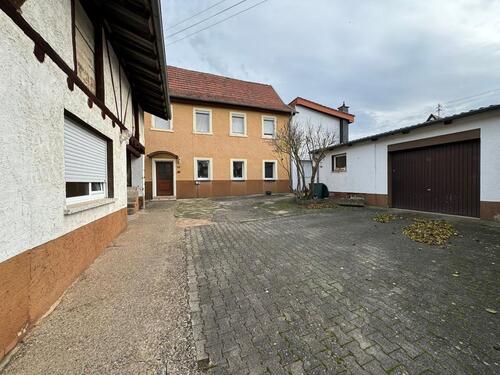 Foto - Mehrfamilienhaus - 243.000,00 EUR Kaufpreis, ca.  138,00 m²